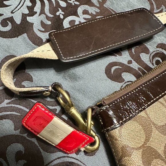 Coach Heritage Stripe Signature Small Bag with Red Logo, Limited Edition - Picture 3 of 5